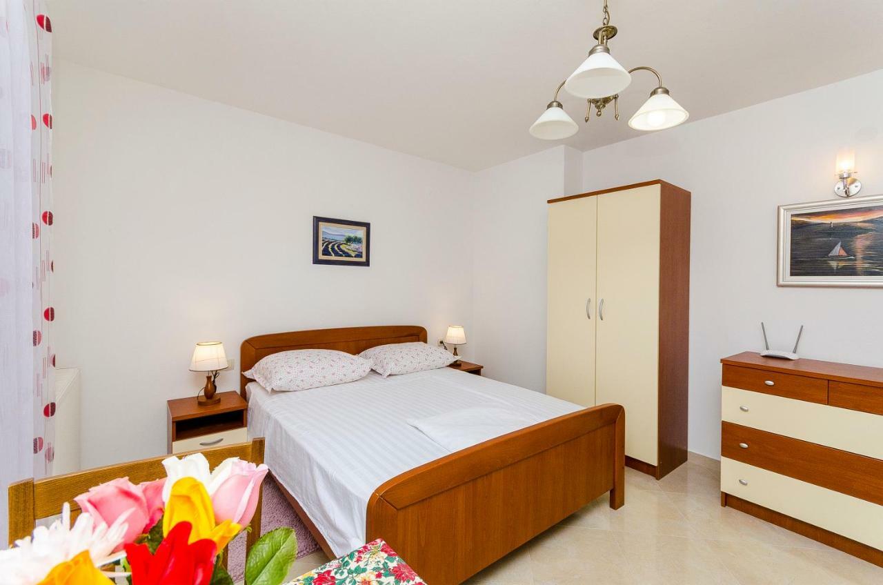 Apartman Ivan Trogir Exterior foto
